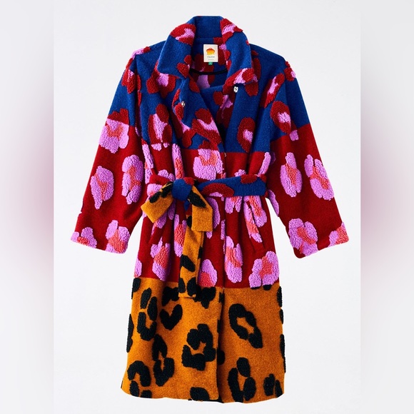 FARM Rio Jackets & Blazers - COMPLIMENTS GUARANTEED 💗Farm Rio Mixed Leopards Fleece Coat